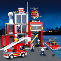 Fire Station Building Brick Kit (612 Pcs)