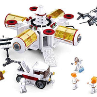 Space Colony Base Building Brick Kit (642 Pcs)