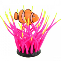 Underwater Treasures Glow Action Bubbling Clownfish in Anemone